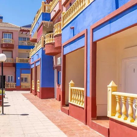 Apartament Gorgeous In With Harbor View Torrevieja
